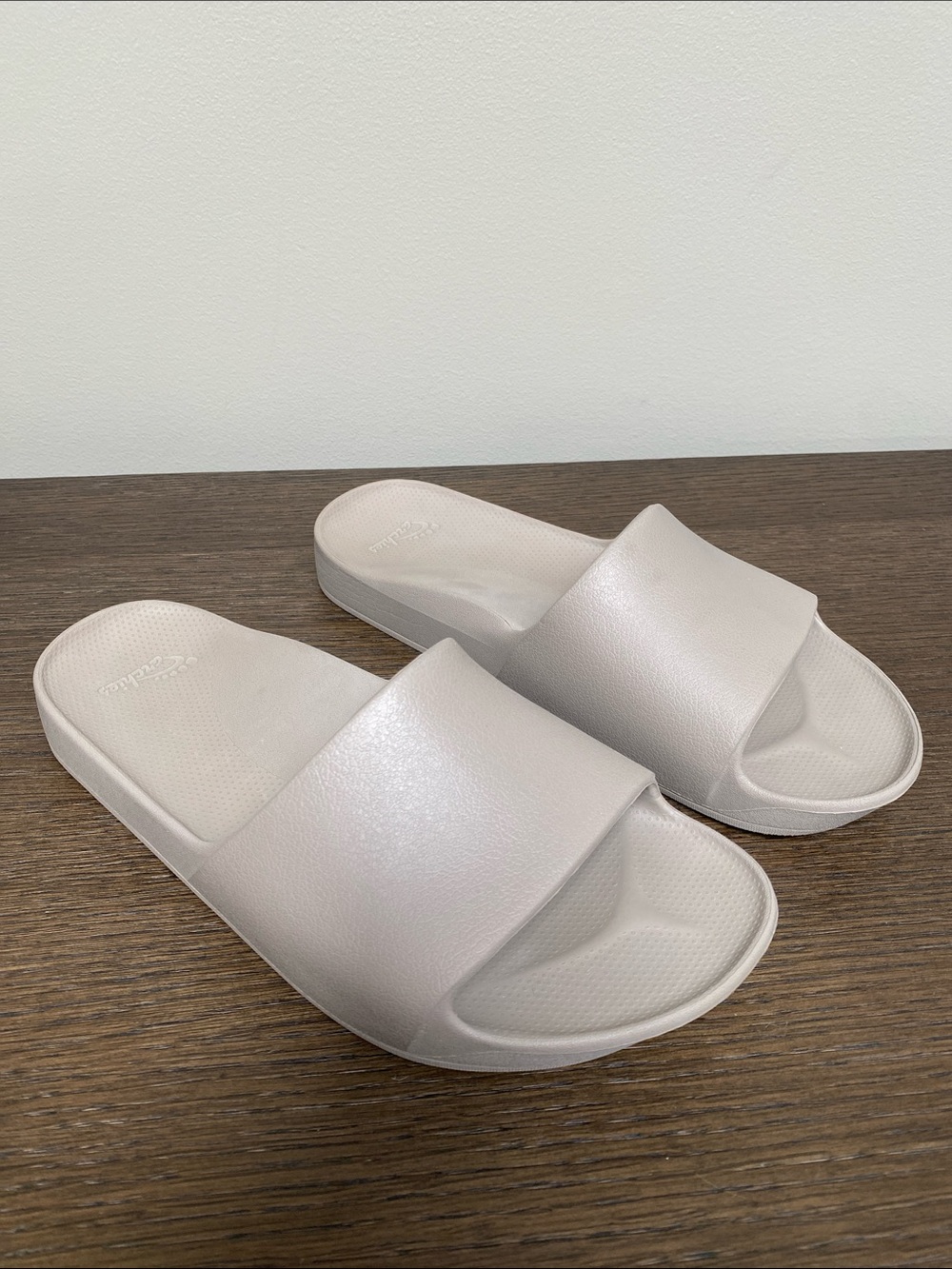 Archies Arch Support Slides size 8
